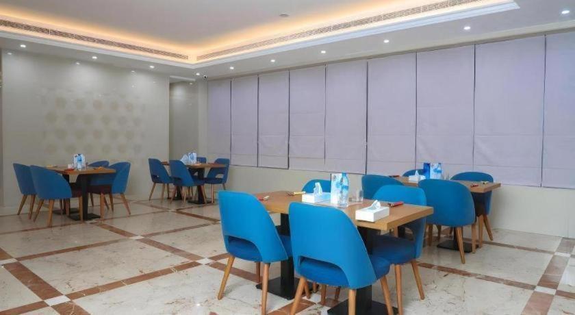 Alazmi Hotel Dubai Esterno foto